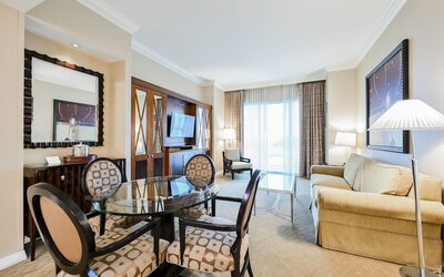 StripViewSuites Two Bedroom at Signature
