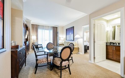 StripViewSuites Two Bedroom at Signature