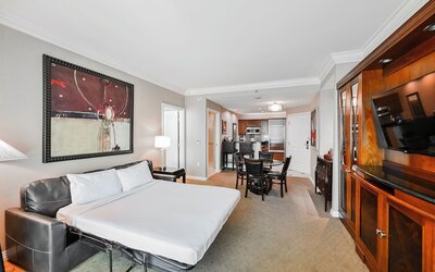 StripViewSuites Two Bedroom at Signature
