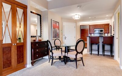 StripViewSuites Two Bedroom at Signature