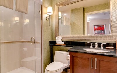 StripViewSuites Two Bedroom at Signature