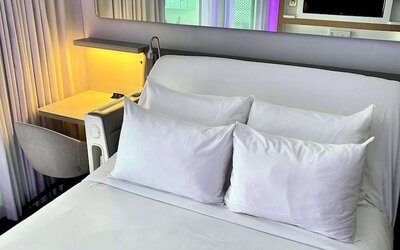 YOTEL Boston