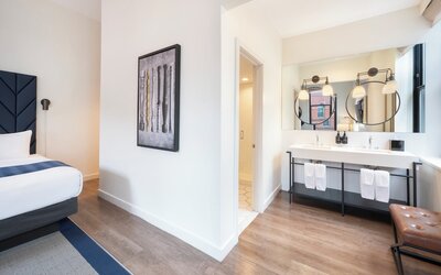 Hotel Indigo Boston Garden by IHG