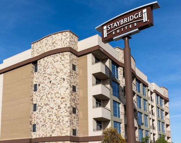 Staybridge Suites: Las Vegas - Stadium District by IHG