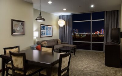 Staybridge Suites: Las Vegas - Stadium District by IHG