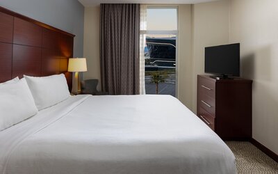 Staybridge Suites: Las Vegas - Stadium District by IHG