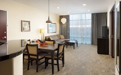 Staybridge Suites: Las Vegas - Stadium District by IHG