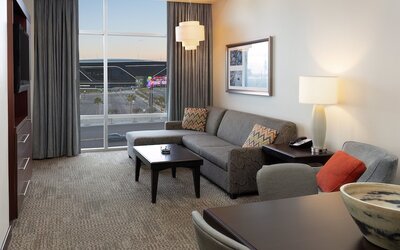 Staybridge Suites: Las Vegas - Stadium District by IHG