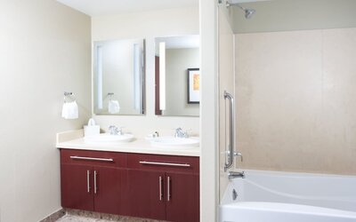 Staybridge Suites: Las Vegas - Stadium District by IHG