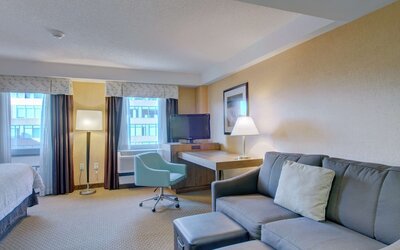 Hampton Inn & Suites Boston Crosstown Center