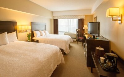 Hampton Inn & Suites Boston Crosstown Center