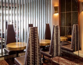 Charlesmark Hotel