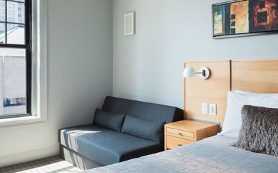 Charlesmark Hotel
