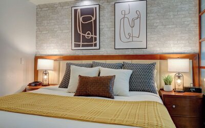 Remodeled MGM Signature Suite High FLR