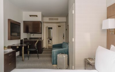 Club Quarters Hotel Faneuil Hall, Boston
