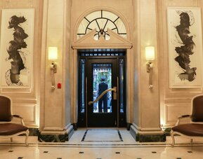 The Eliot Hotel