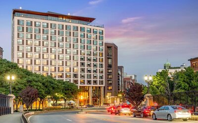 Cambria Hotel Boston Downtown - Seaport