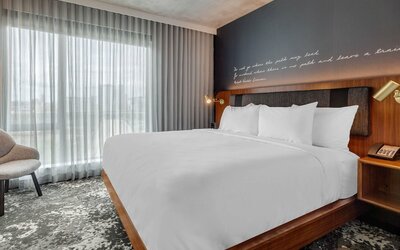 Cambria Hotel Boston Downtown - Seaport