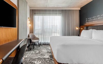 Cambria Hotel Boston Downtown - Seaport