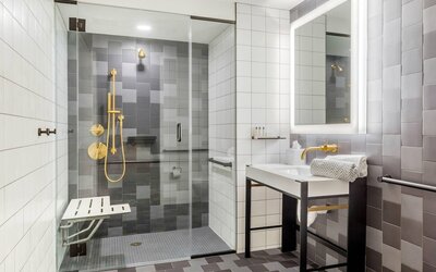 Cambria Hotel Boston Downtown - Seaport