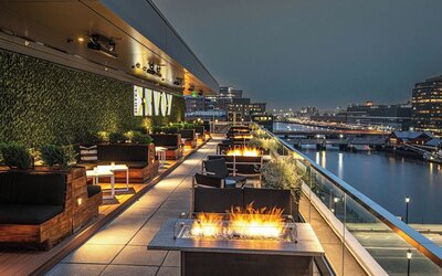 The Envoy Hotel, Autograph Collection