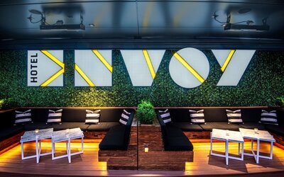 The Envoy Hotel, Autograph Collection