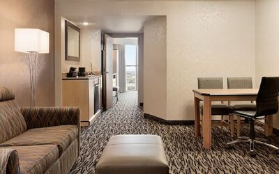 Embassy Suites by Hilton Convention Center Las Vegas
