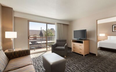 Embassy Suites by Hilton Convention Center Las Vegas