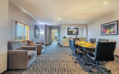 Embassy Suites by Hilton Convention Center Las Vegas