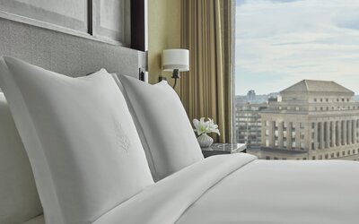 Four Seasons Hotel One Dalton Street, Boston