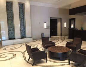 Luxury Suites International At The Signature