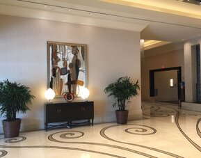 Luxury Suites International At The Signature