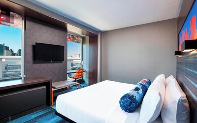 Aloft by Marriott Boston Seaport District