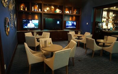 Luxury Suites International At The Signature