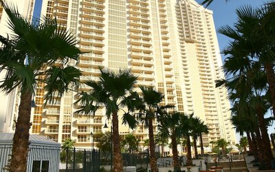 Luxury Suites International At The Signature
