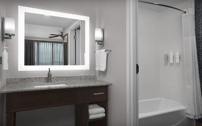 Homewood Suites by Hilton Washington DC NoMa Union Station