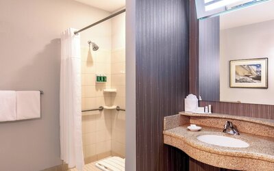 Courtyard by Marriott Boston Copley Square