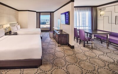 Harrah’s Las Vegas – A Caesars Rewards Destination