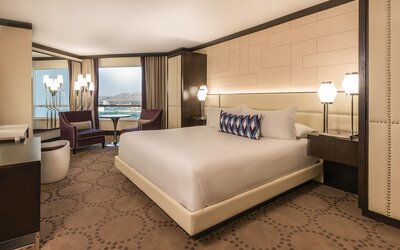 Harrah’s Las Vegas – A Caesars Rewards Destination