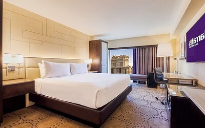 Harrah’s Las Vegas – A Caesars Rewards Destination