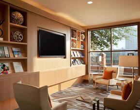 DoubleTree Suites by Hilton Hotel Boston - Cambridge