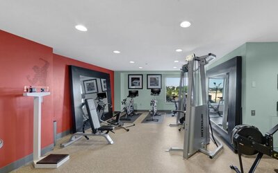 DoubleTree Suites by Hilton Hotel Boston - Cambridge