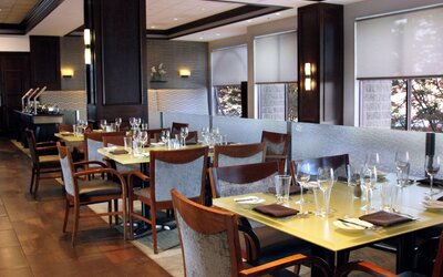 DoubleTree Suites by Hilton Hotel Boston - Cambridge