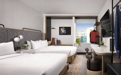 Yours Truly DC, Vignette Collection by IHG