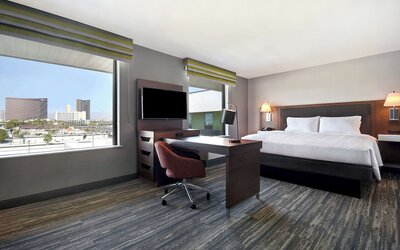 Hampton Inn & Suites Las Vegas Convention Center - No Resort Fee