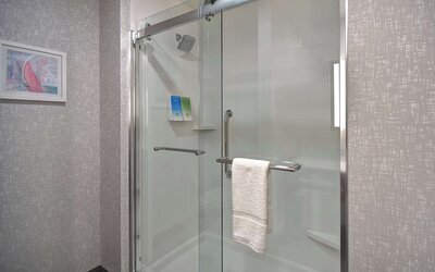 Hampton Inn & Suites Las Vegas Convention Center - No Resort Fee