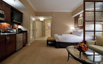 The Signature at MGM Grand (All Suites)