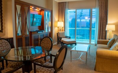 The Signature at MGM Grand (All Suites)