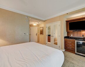 Sierra Sol Studio at Signature Hotel