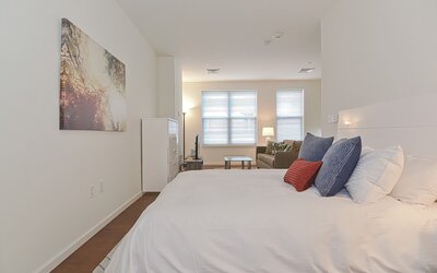 Global Luxury Suites East Boston